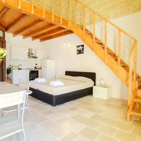 Dimora Soleda Hotel *